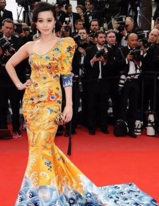 最新龙袍爆料视频大全,传承与创新交织的皇家风采  第3张