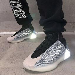 新款球鞋爆料视频大全,潮流趋势尽收眼底 第1张 新款球鞋爆料视频大全,潮流趋势尽收眼底 第1张